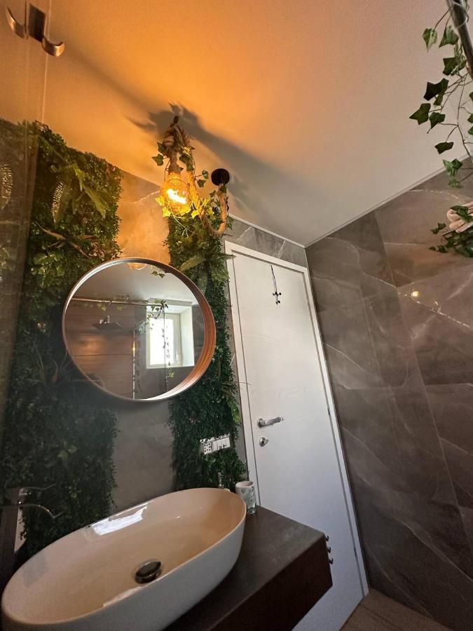 Tropical Holiday House Катанія Екстер'єр фото
