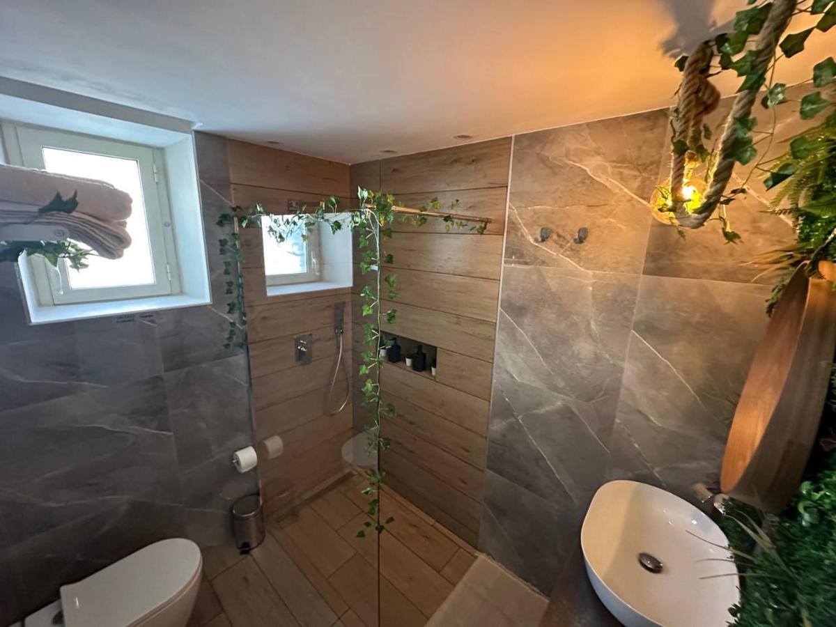 Tropical Holiday House Катанія Екстер'єр фото