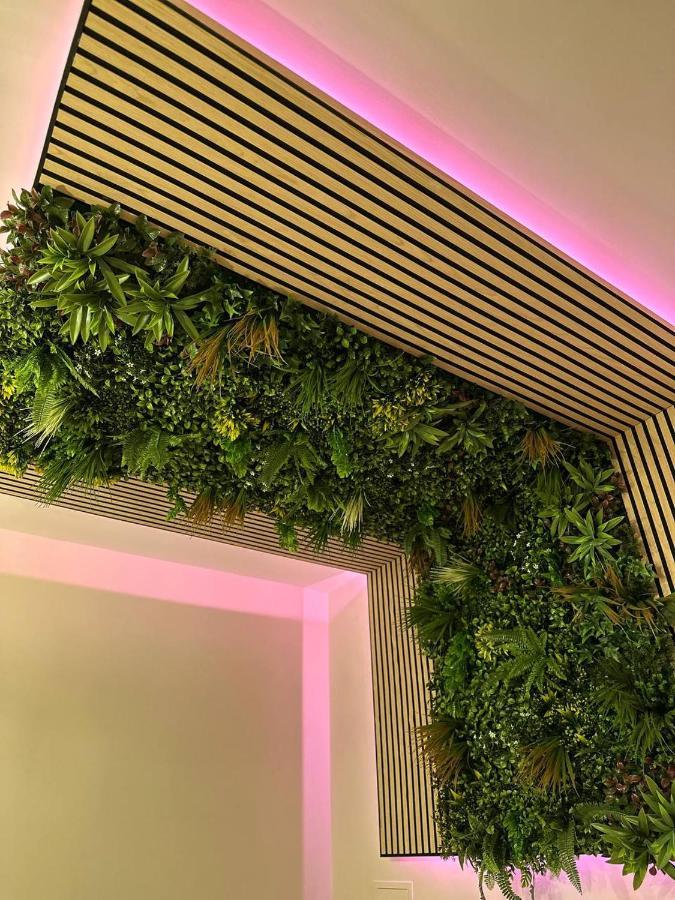 Tropical Holiday House Катанія Екстер'єр фото