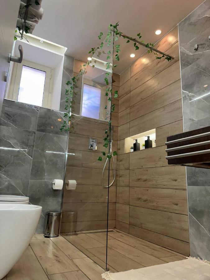 Tropical Holiday House Катанія Екстер'єр фото